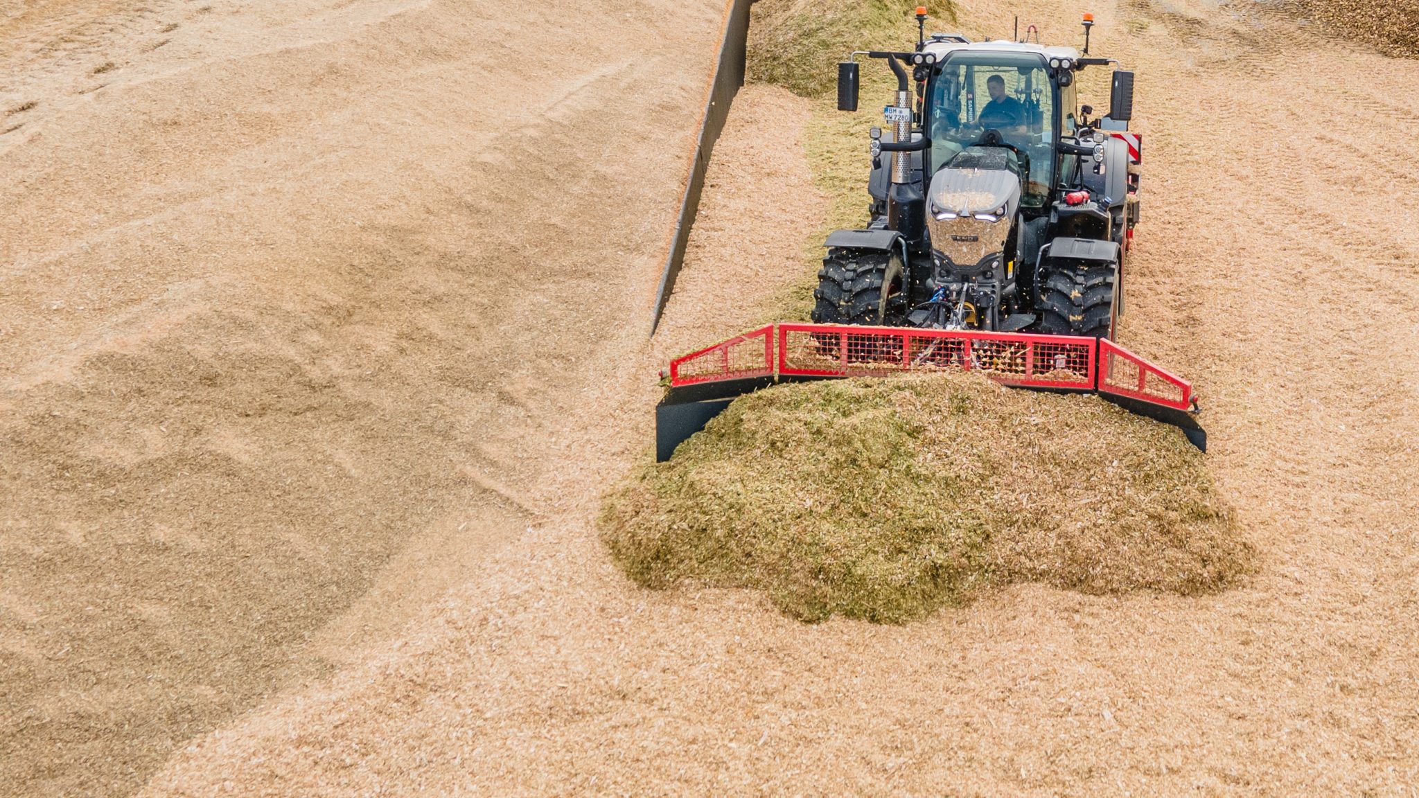 SAPHIR Silage Stack Construction